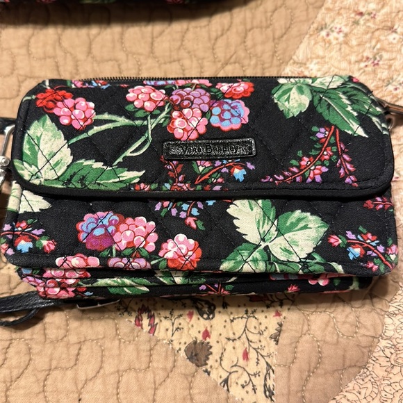 SOLD   Peace VB Very Berry Collection - Picture 9 of 12